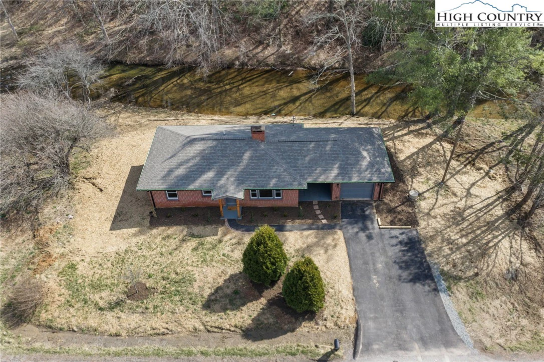 Image number 7 for the current listing