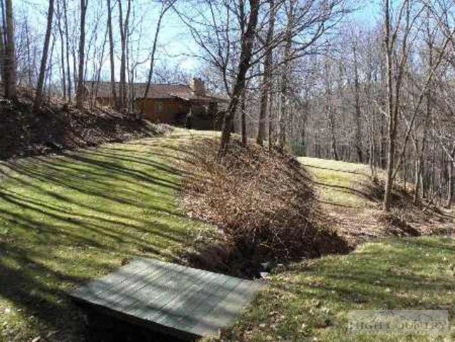 Image number 10 for the current listing