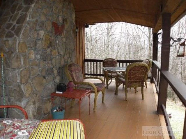 Image number 12 for the current listing