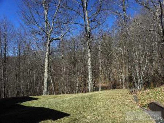 Image number 19 for the current listing