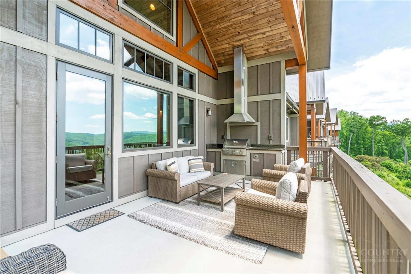 Image number 12 for the current listing