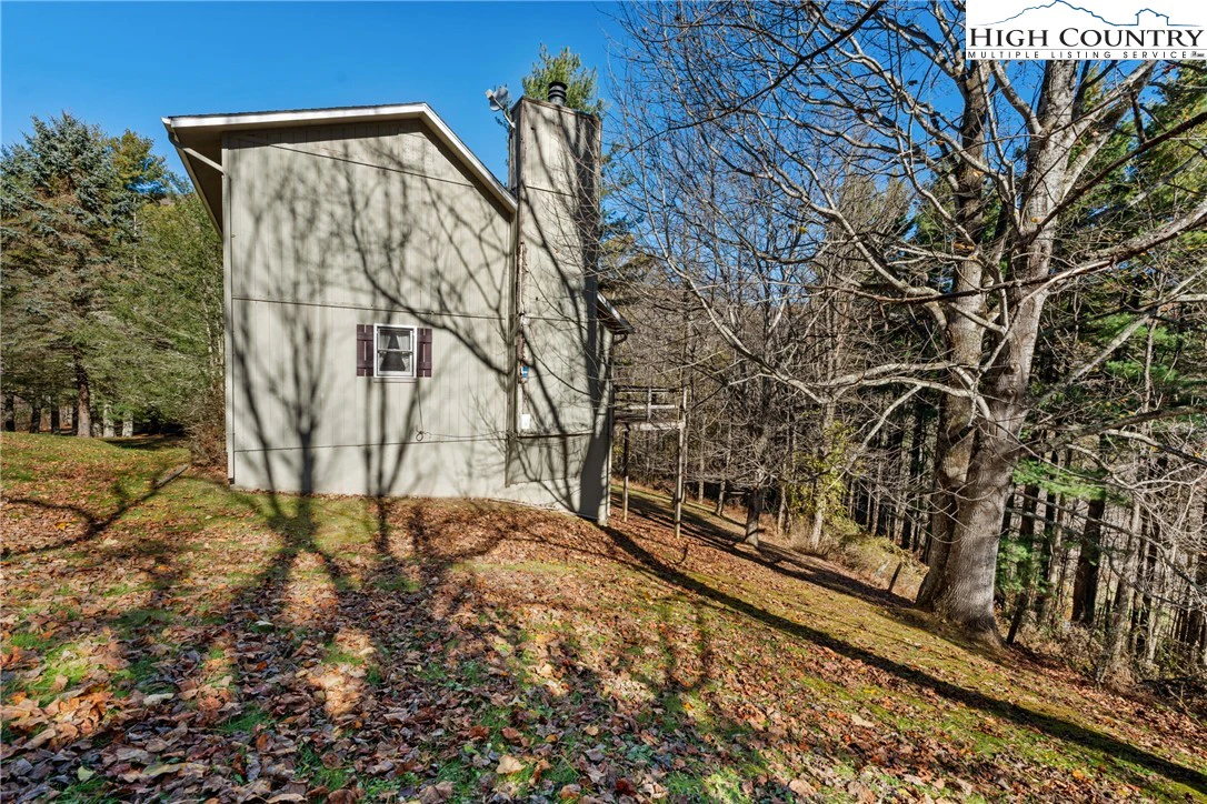 Image number 20 for the current listing