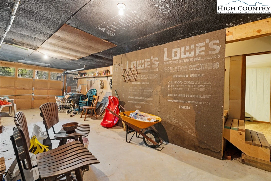Image number 8 for the current listing