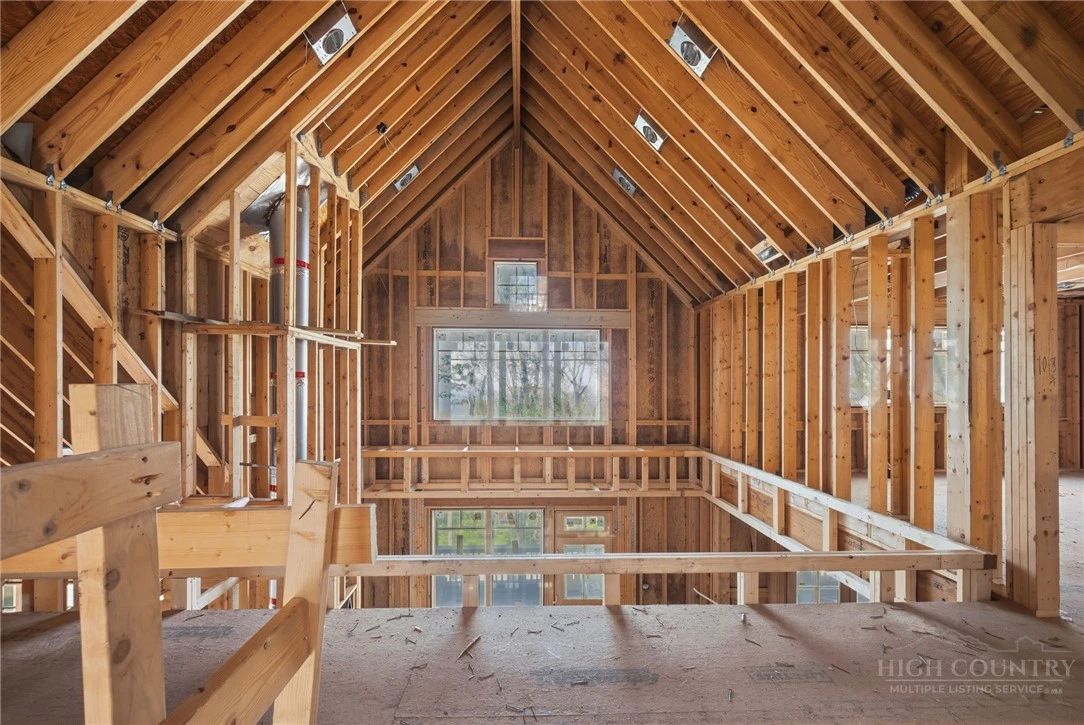 Image number 8 for the current listing
