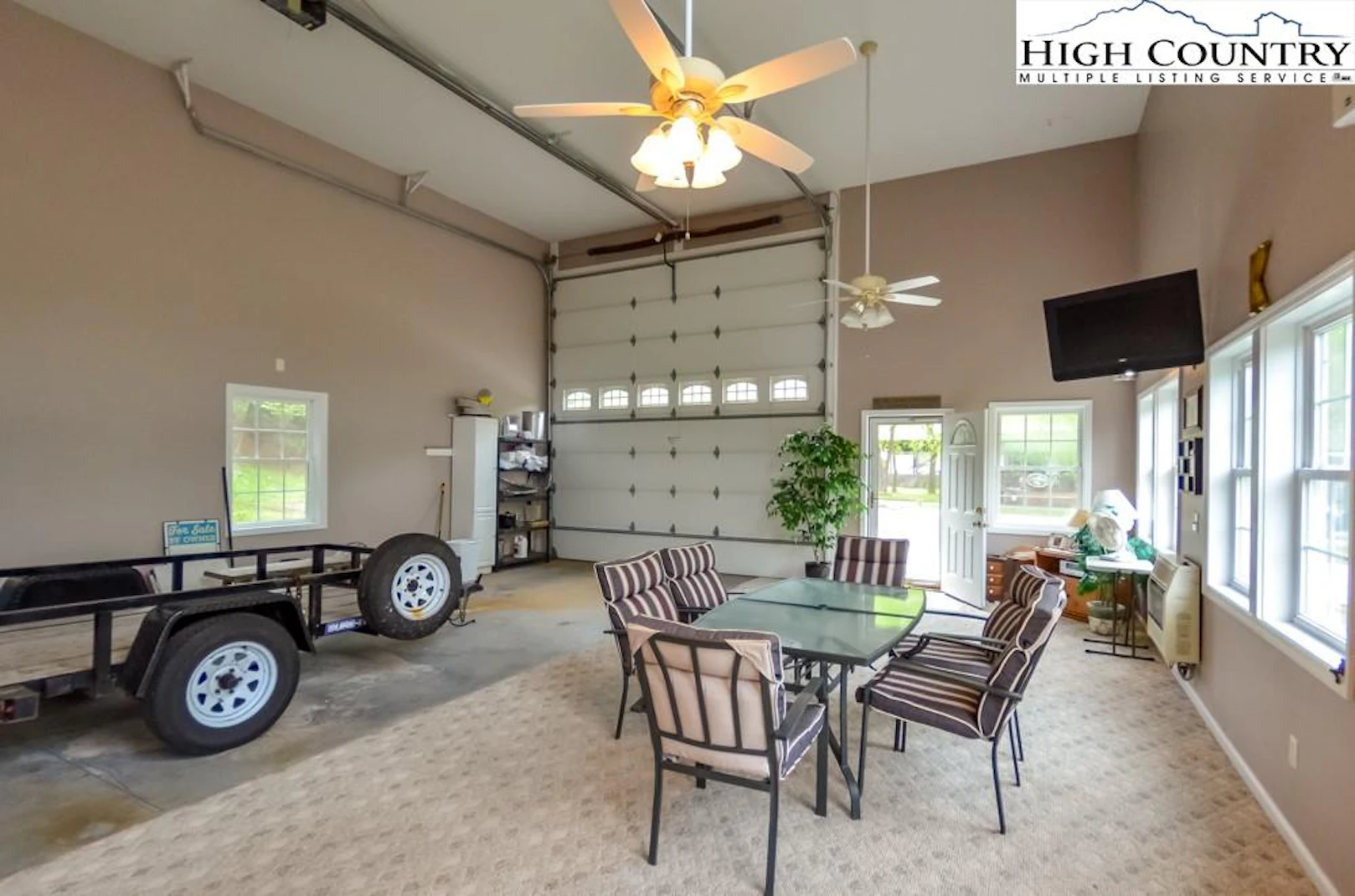 Image number 5 for the current listing