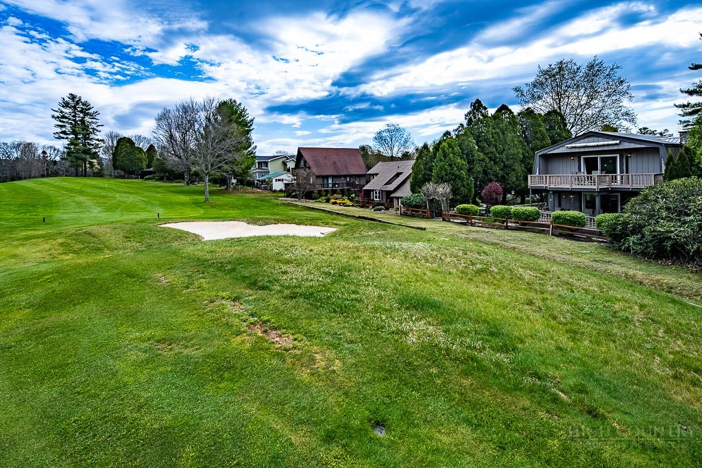 Image number 11 for the current listing