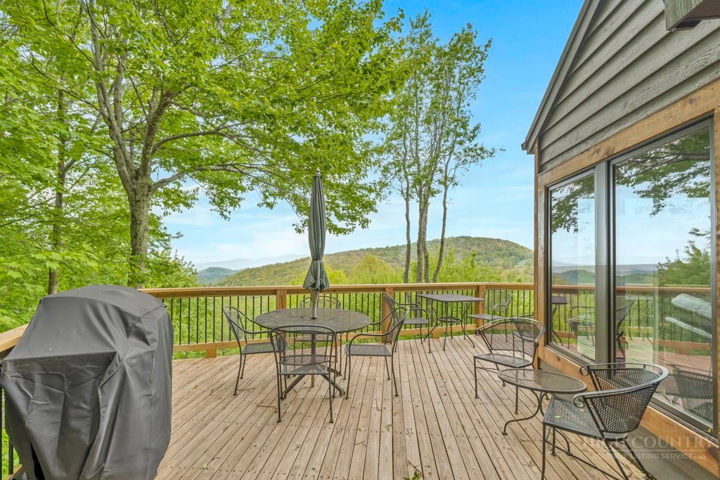 Image number 2 for the current listing