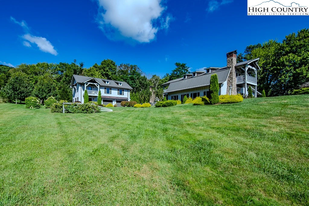 Image number 17 for the current listing