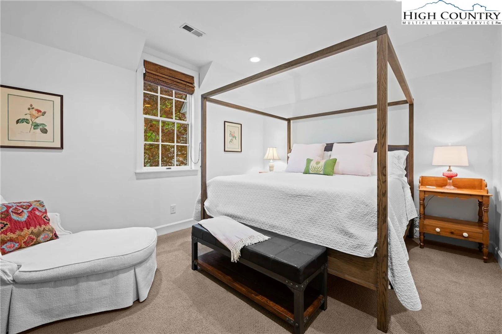 Image number 6 for the current listing