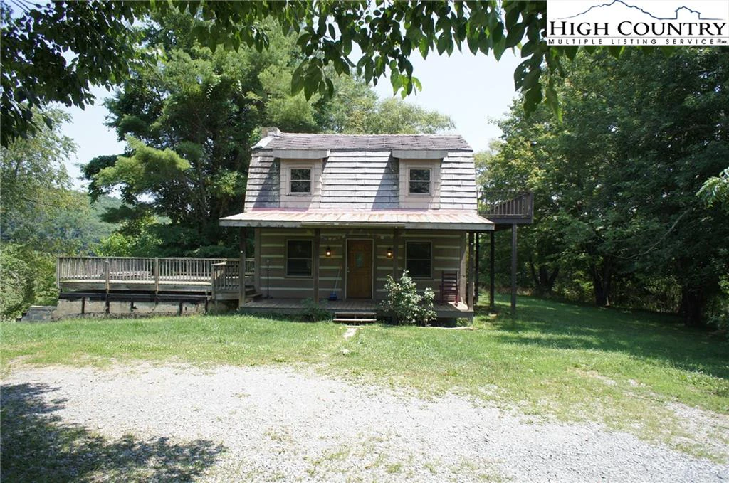 Image number 28 for the current listing