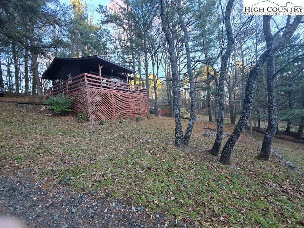 Image number 1 for the current listing