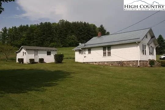 Image number 8 for the current listing