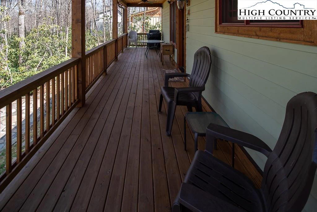 Image number 9 for the current listing