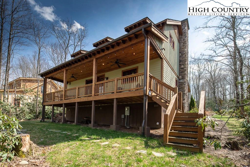 Image number 11 for the current listing