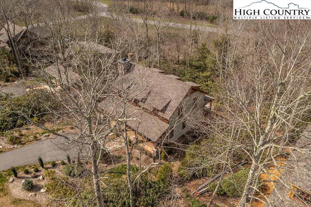 Image number 14 for the current listing