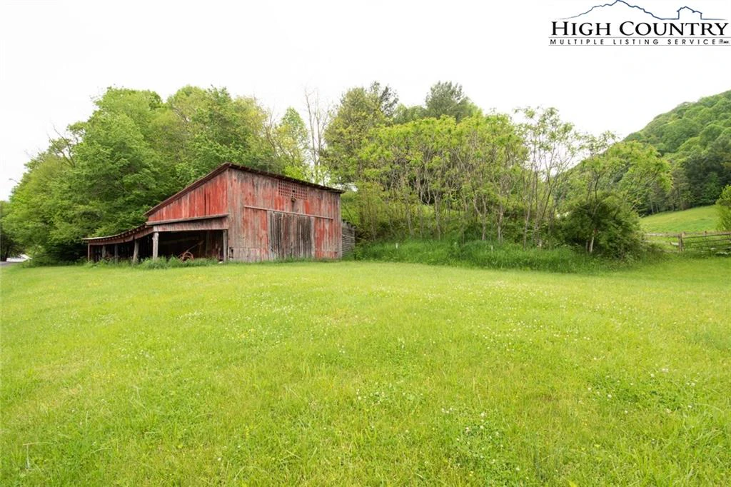 Image number 14 for the current listing
