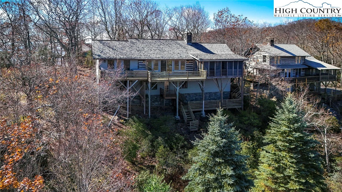 Image number 19 for the current listing