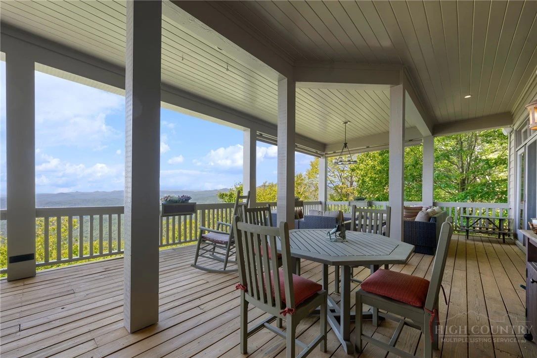 Image number 10 for the current listing