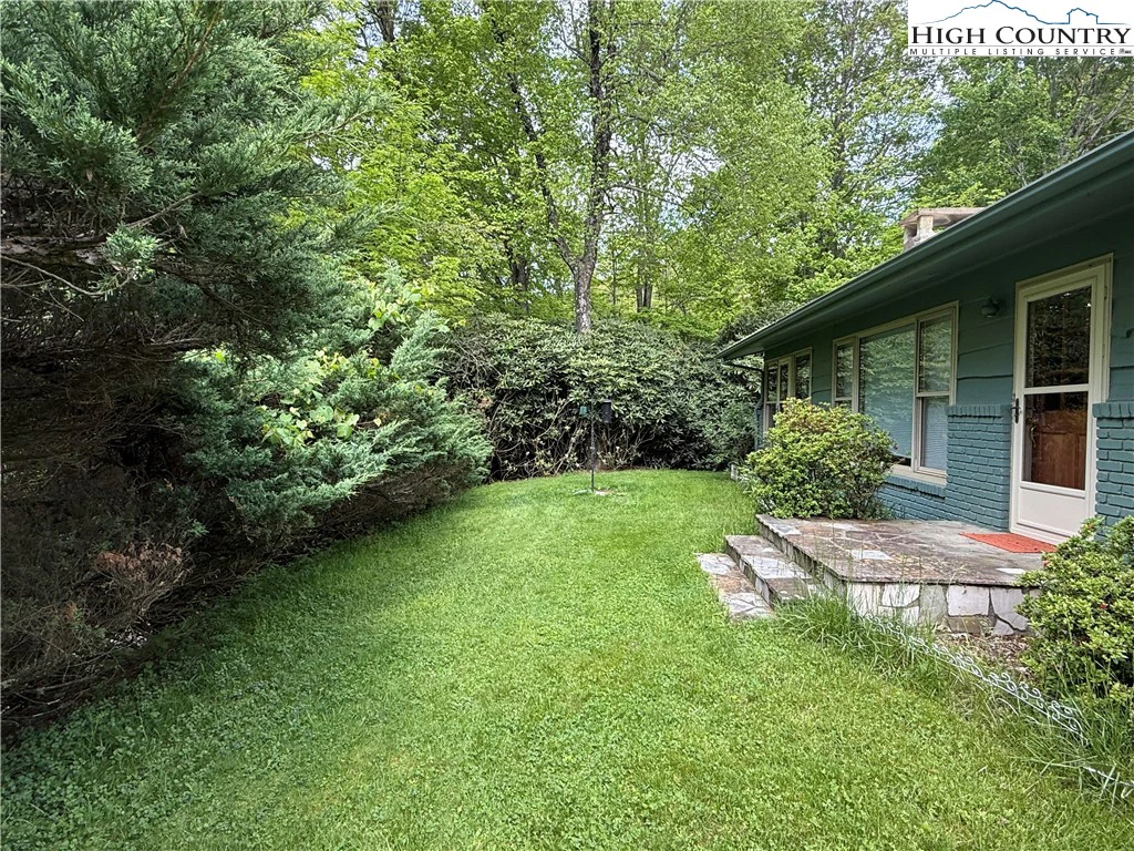 Image number 6 for the current listing