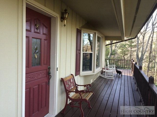 Image number 11 for the current listing