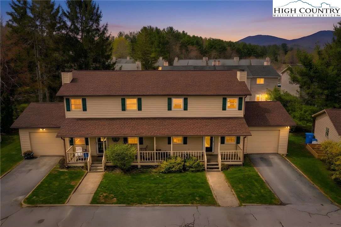 Image number 1 for the current listing