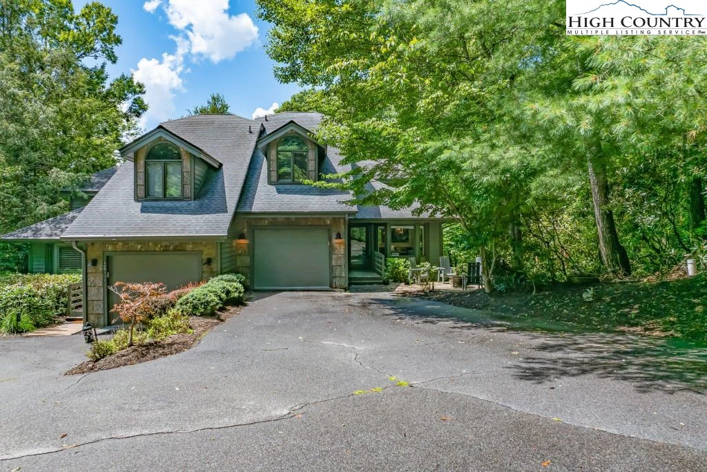 Image number 5 for the current listing