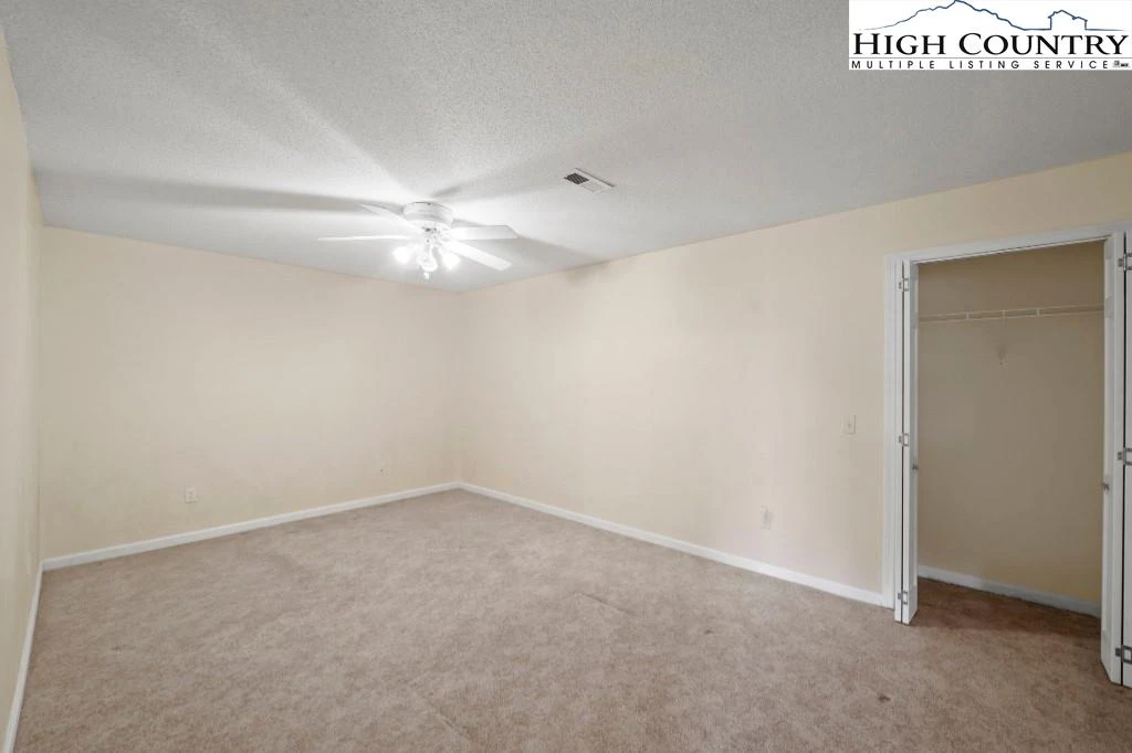 Image number 6 for the current listing