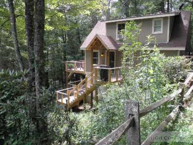Image number 1 for the current listing