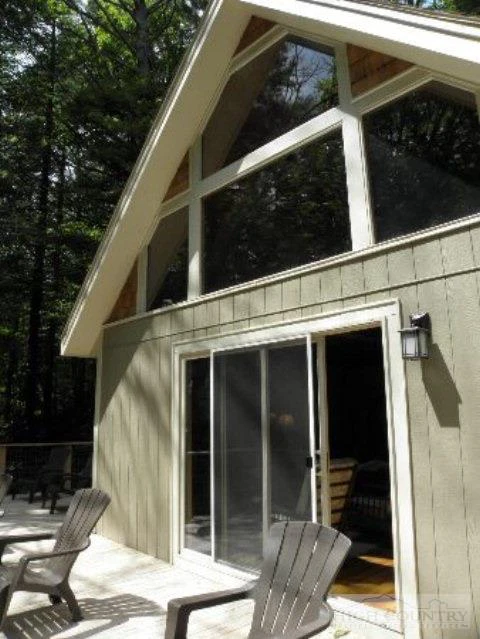Image number 15 for the current listing