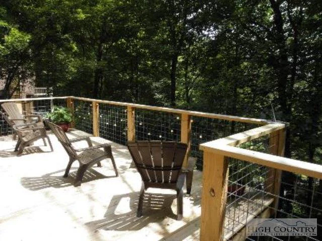 Image number 12 for the current listing