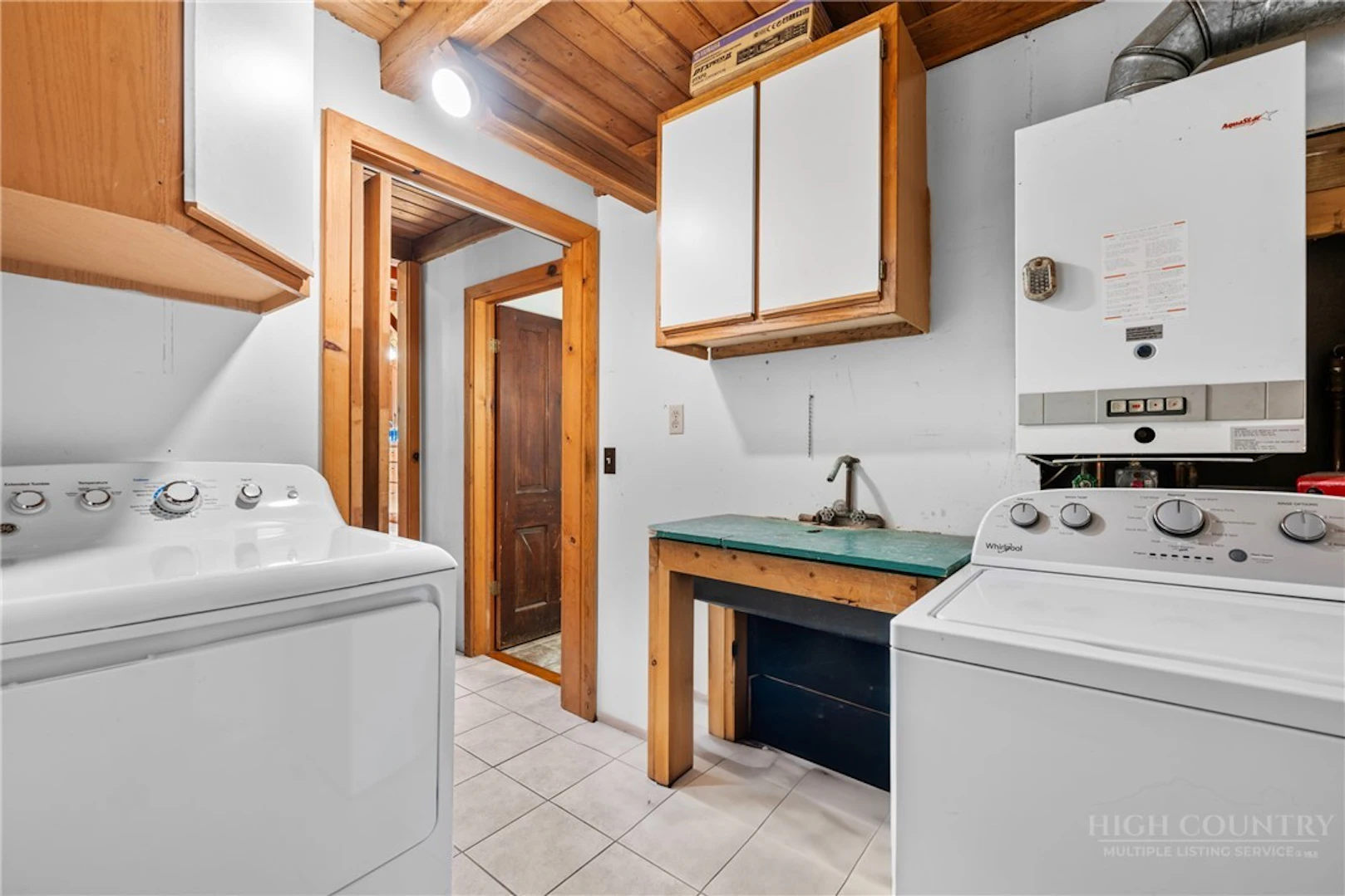 Image number 18 for the current listing