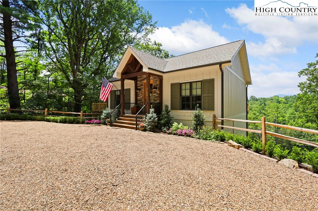 Image number 19 for the current listing
