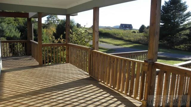 Image number 9 for the current listing