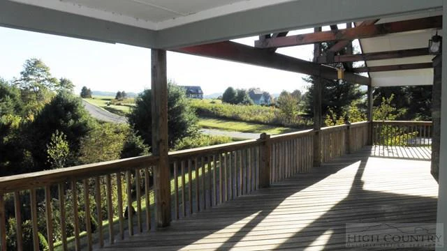 Image number 7 for the current listing