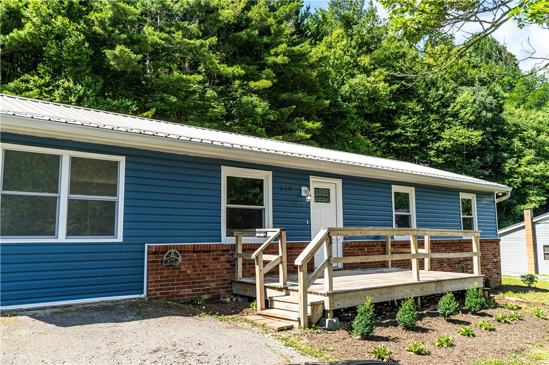 Image number 2 for the current listing