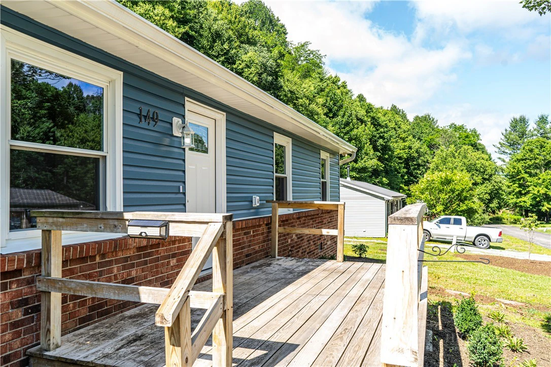 Image number 4 for the current listing