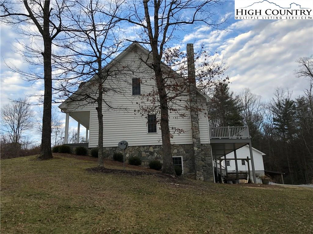 Image number 2 for the current listing