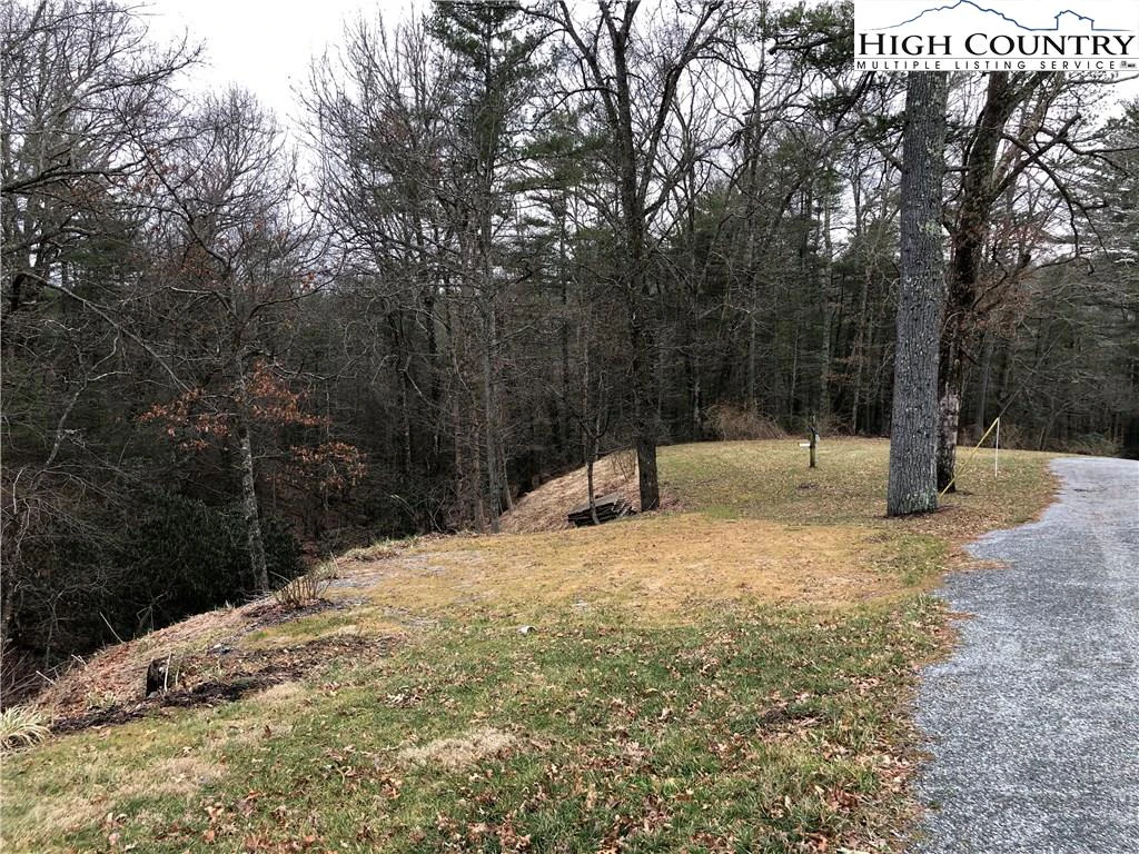 Image number 21 for the current listing