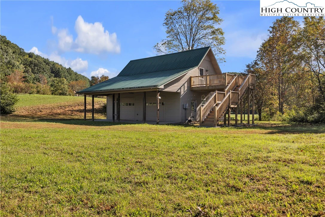 Image number 1 for the current listing