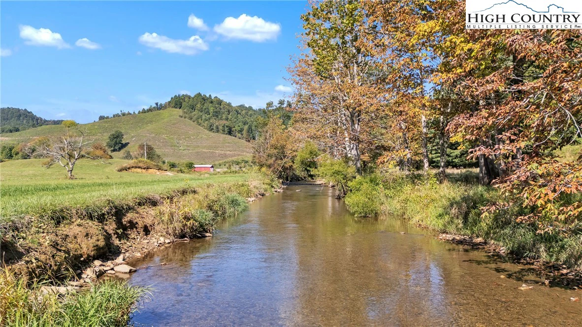 Image number 11 for the current listing