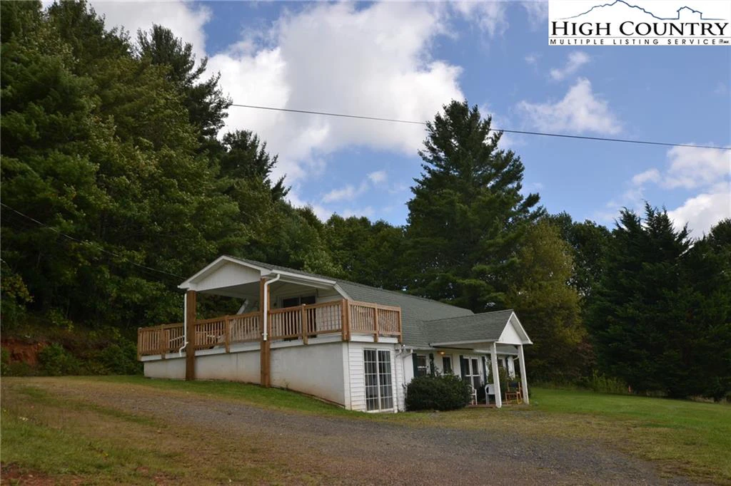 Image number 11 for the current listing