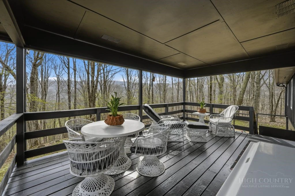 Image number 12 for the current listing