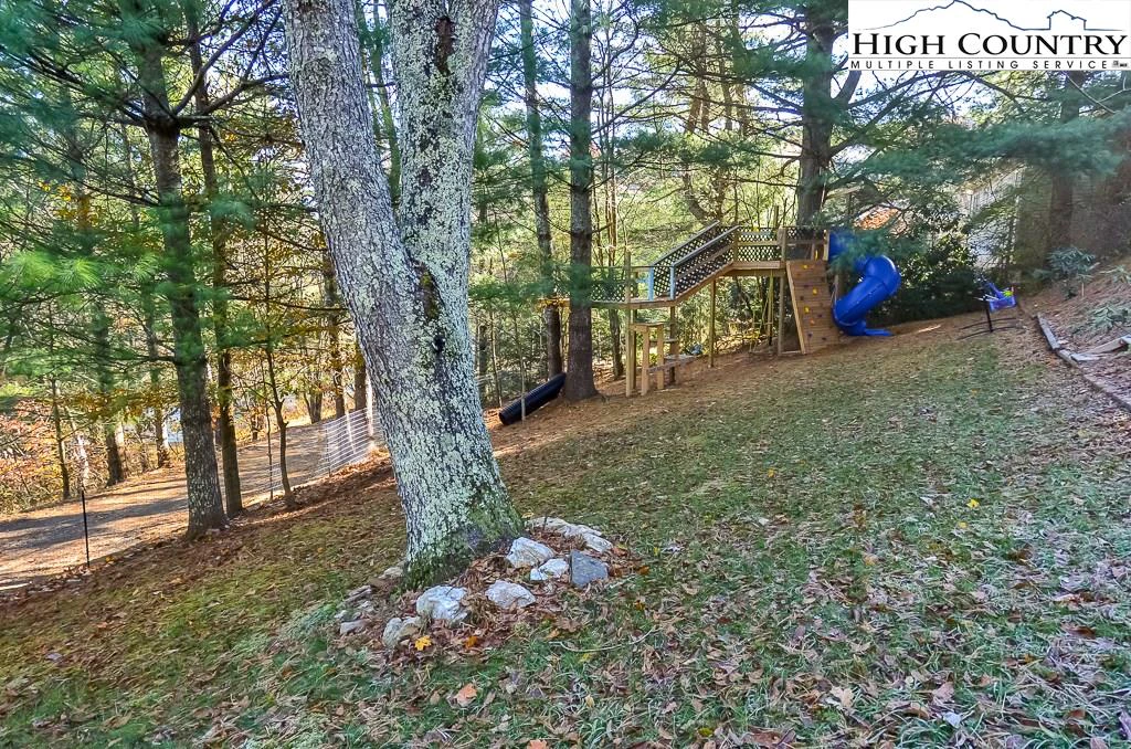 Image number 7 for the current listing