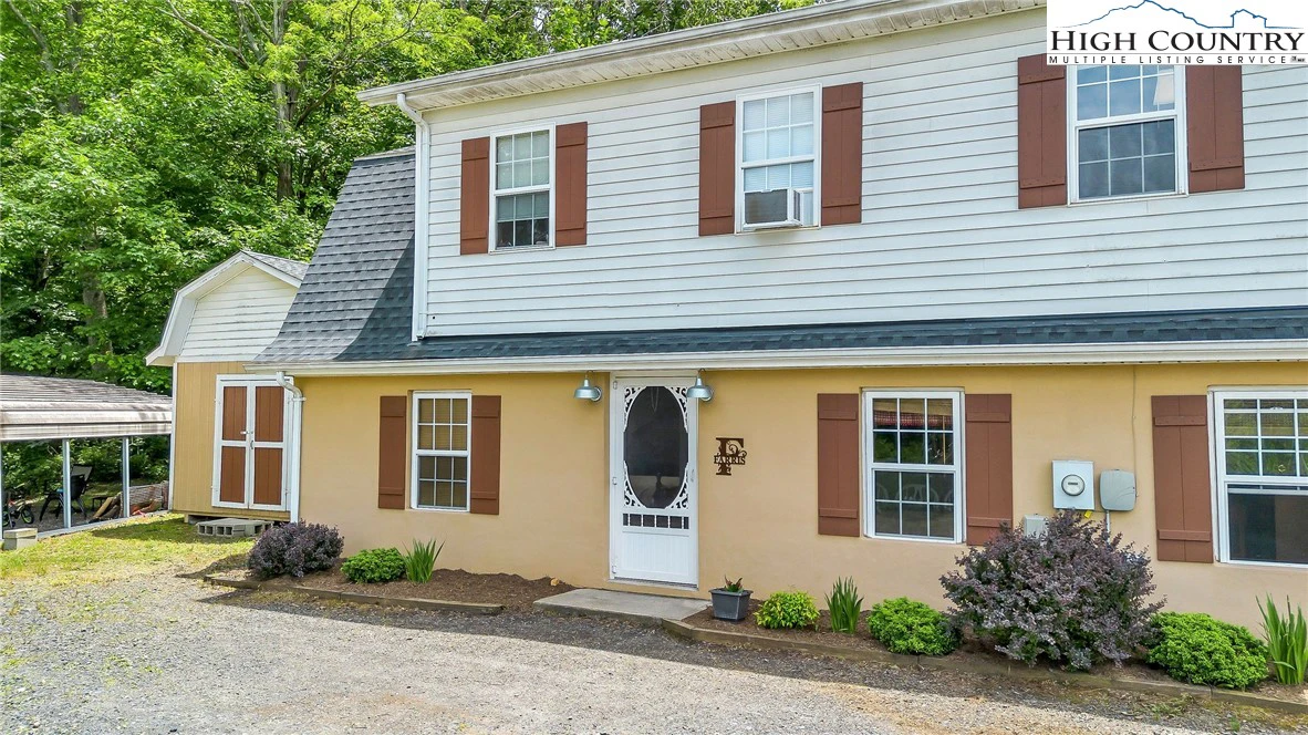 Image number 2 for the current listing