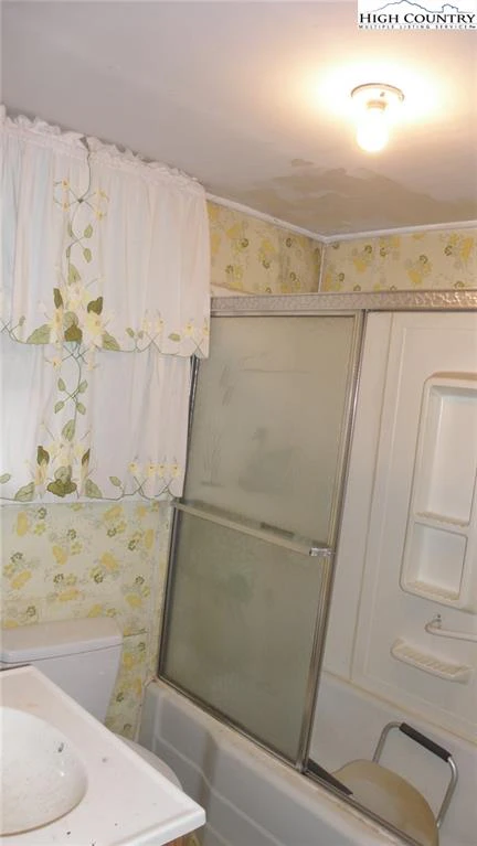 Image number 8 for the current listing