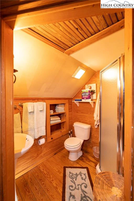 Image number 7 for the current listing