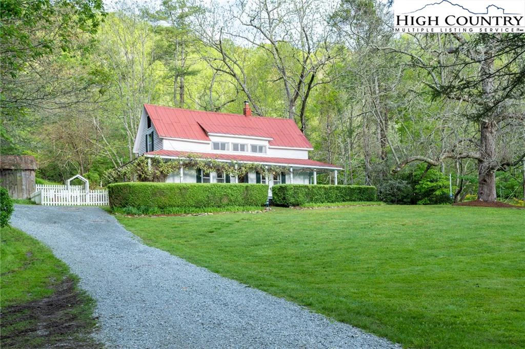 Image number 11 for the current listing