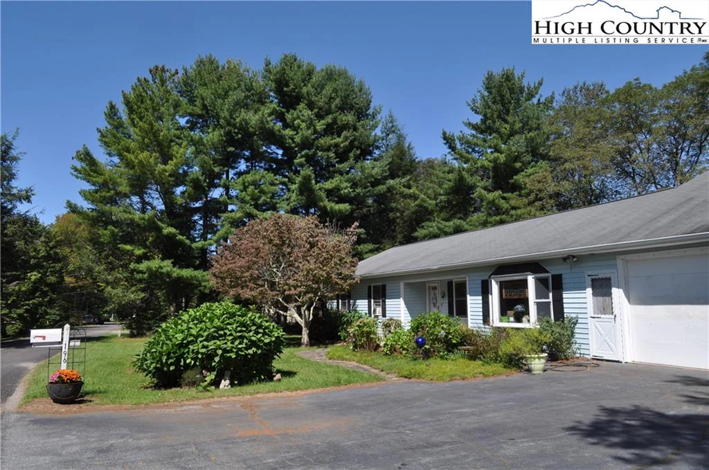 Image number 19 for the current listing