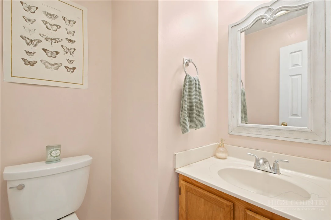 Image number 13 for the current listing