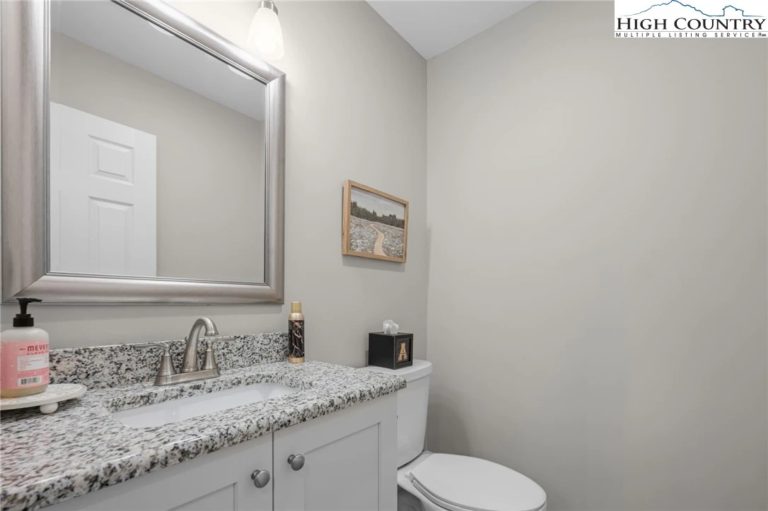 Image number 10 for the current listing